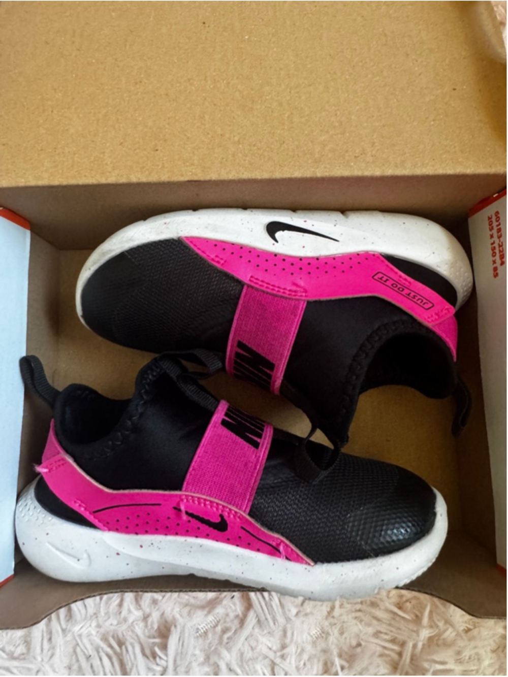Nike Flex Runner 4 Toddler Sneakers Black Pink 9C (Toddler Girl)